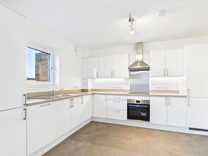 2 Bedroom Apartment To Rent In Clovenstone Close, Edinburgh, Midlothian, EH14