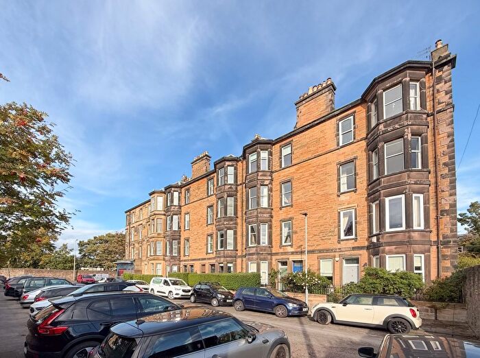 3 Bedroom Flat For Sale In () Inverleith Avenue, Edinburgh, EH3