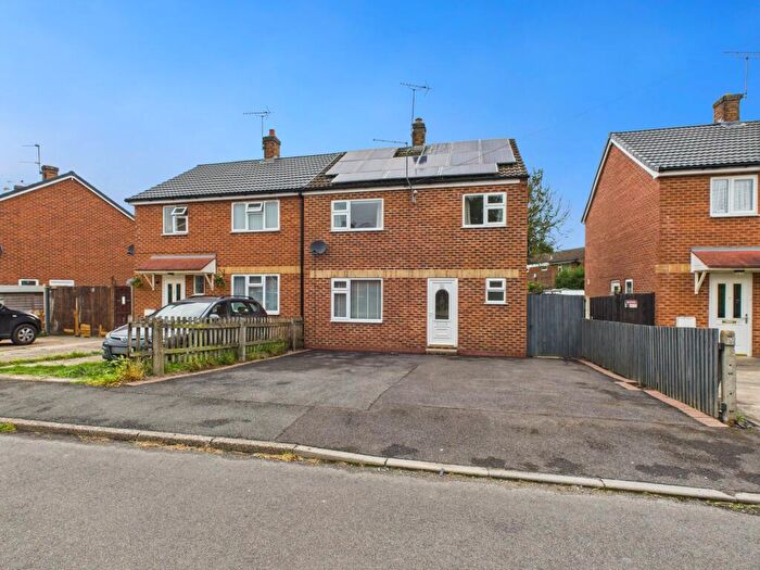 3 Bedroom Semi-Detached House For Sale In Alder Road, Belper, DE56