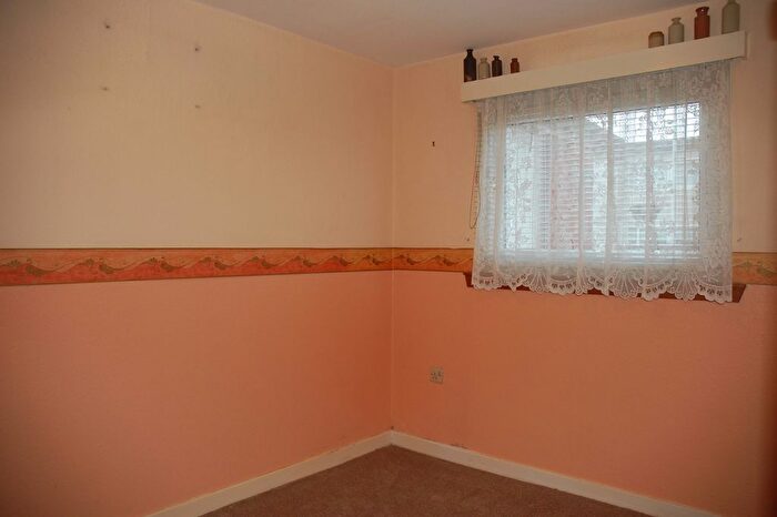 3 Bedroom End Of Terrace House For Sale In Monreith Avenue, Dumfries, DG2