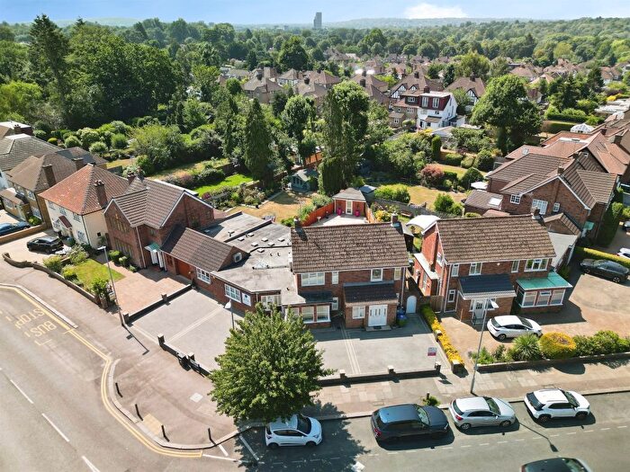 3 Bedroom Link Detached House For Sale In Cassiobury Drive, Watford, WD17