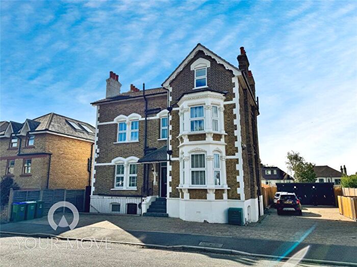 1 Bedroom Detached House To Rent In Warren Road, Bexleyheath, DA6