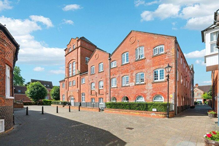 1 Bedroom Apartment To Rent In Barley Way, Marlow, Buckinghamshire, SL7