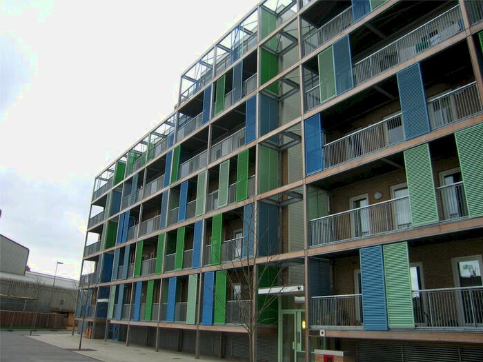 2 Bedroom Flat To Rent In Warren Close, Cambridge, Cambridgeshire, CB2