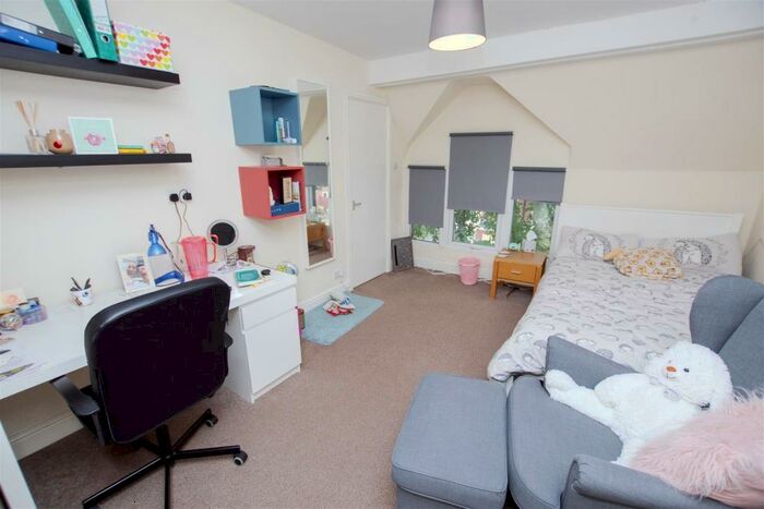 6 Bedroom House To Rent In Tiverton Road, Birmingham, B29