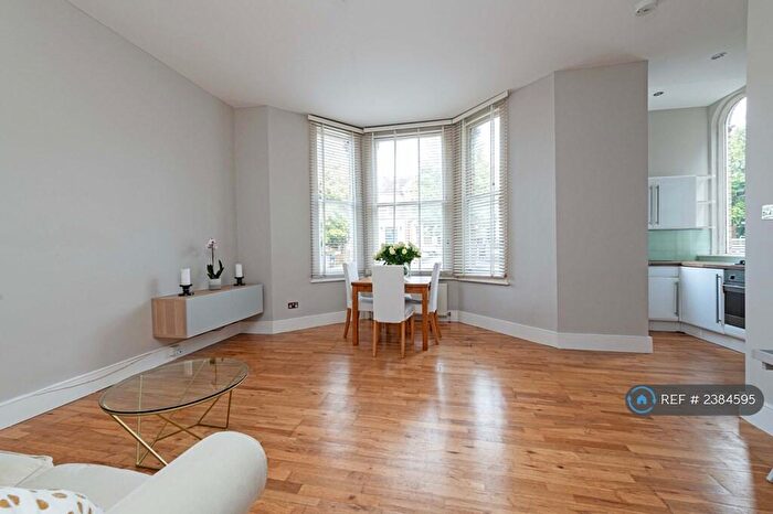 1 Bedroom Flat To Rent In Bedford Hill, London, SW12