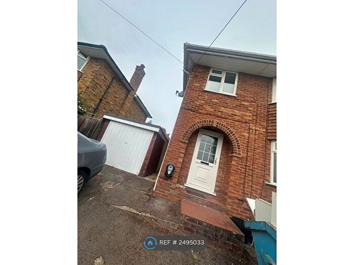 3 Bedroom Semi-Detached House To Rent In Pinewood Road, High Wycombe, HP12