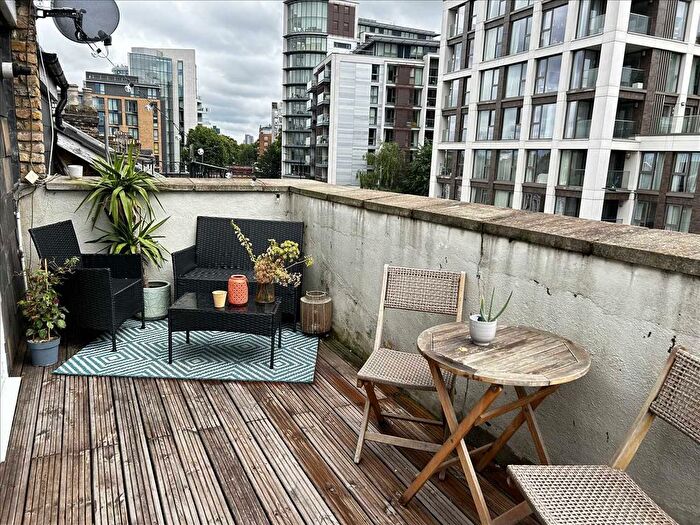 1 Bedroom Flat To Rent In Upper Richmond Road, London, Putney, SW15