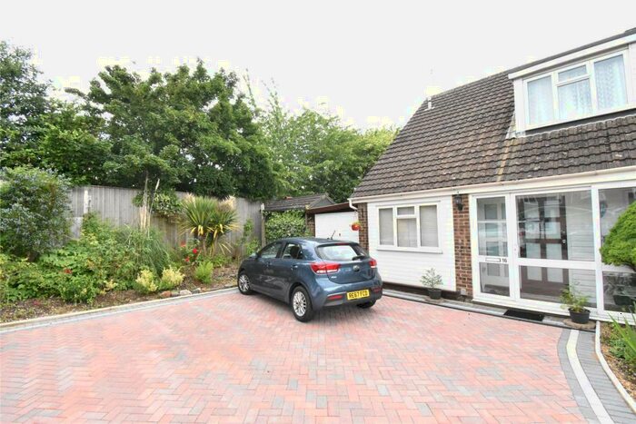 3 Bedroom Semi-Detached House To Rent In Kelsey Close, Maidenhead, Berkshire, SL6