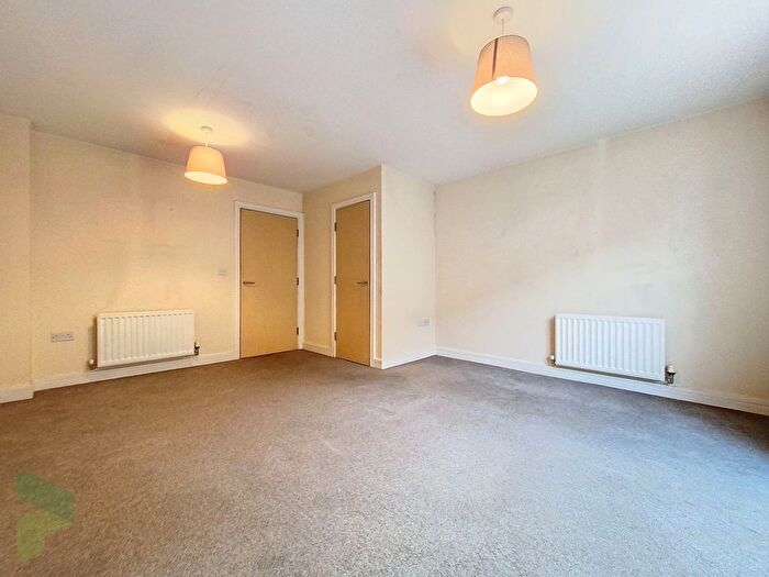3 Bedroom Town House For Sale In Burton Close, Darwen, BB3
