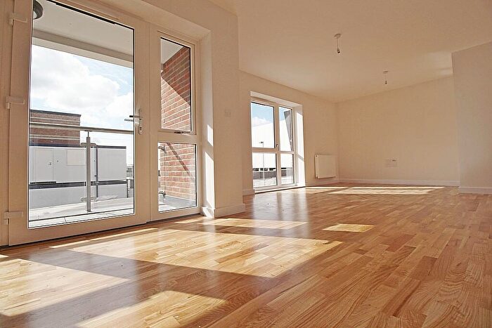 2 Bedroom Flat To Rent In Cobalt Court, South Ruislip, HA4