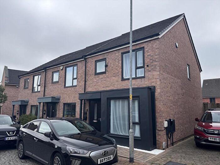 3 Bedroom Semi-Detached House For Sale In Greenfinch Avenue, Cottam, Preston, PR4