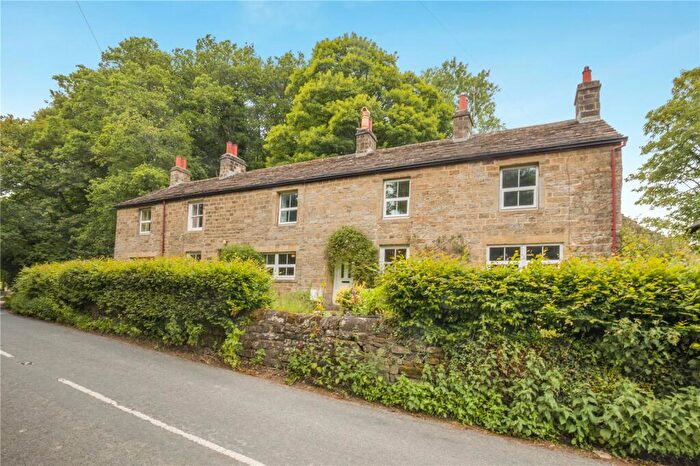 4 Bedroom Semi-Detached House For Sale In Street Lane, Bewerley, Harrogate, HG3