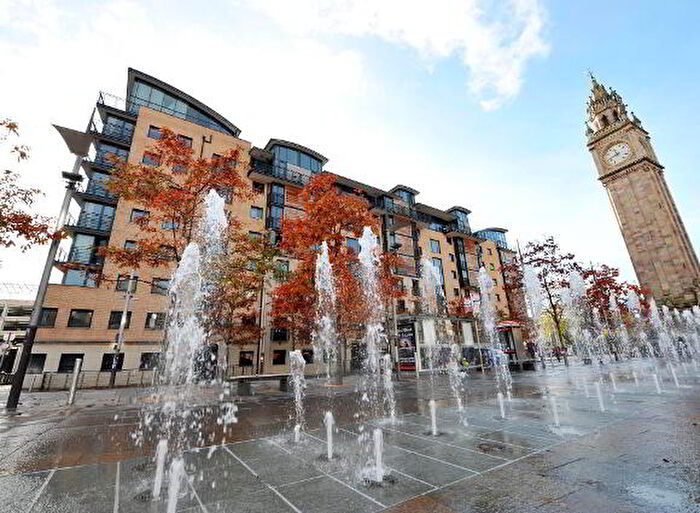 2 Bedroom Apartments For Sale In , Queens Square, Belfast, BT1