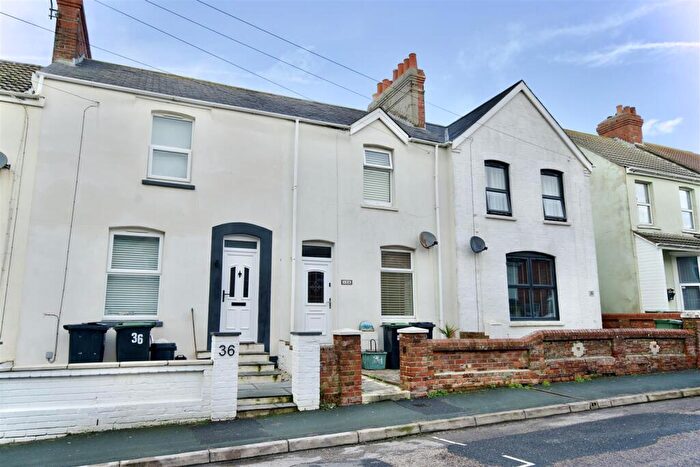 2 Bedroom Terraced House For Sale In Gallwey Road, Weymouth, DT4