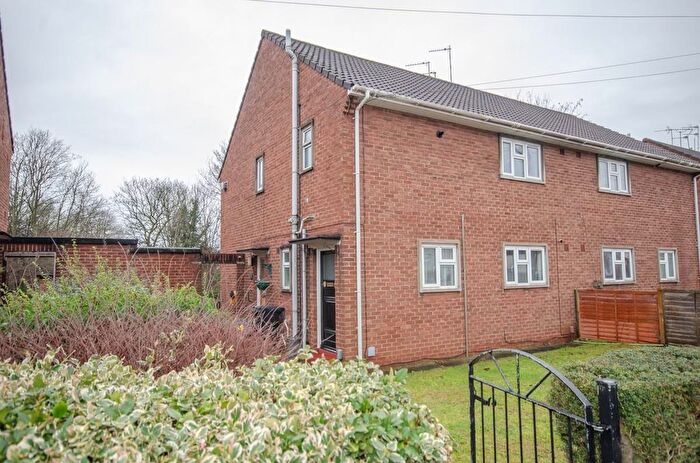 1 Bedroom Flat For Sale In Froomshaw Road, Frenchay, Bristol, BS16