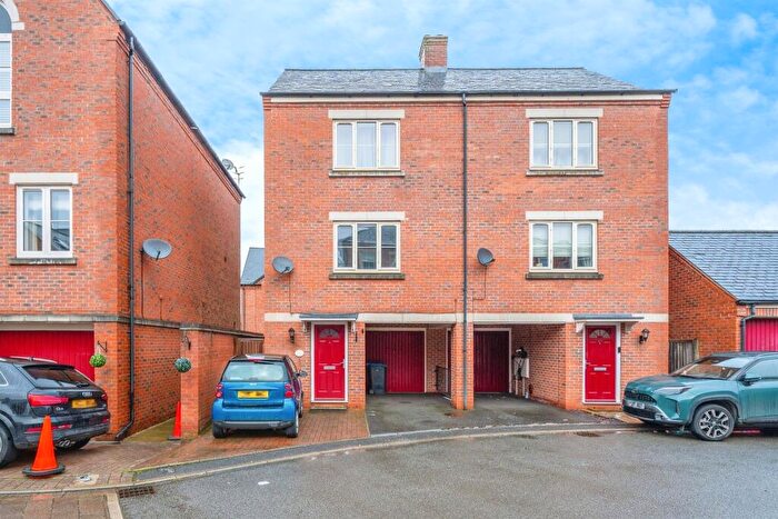3 Bedroom Town House For Sale In Taylor Court, Ashbourne, DE6