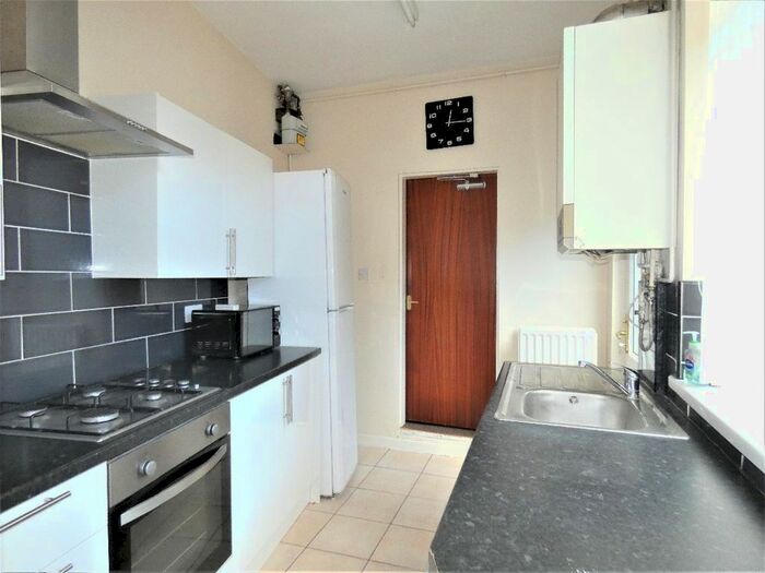 1 Bedroom Flat To Rent In Ground Floor Flat, Victoria Street, Hartshill, Stoke-On-Trent, ST4