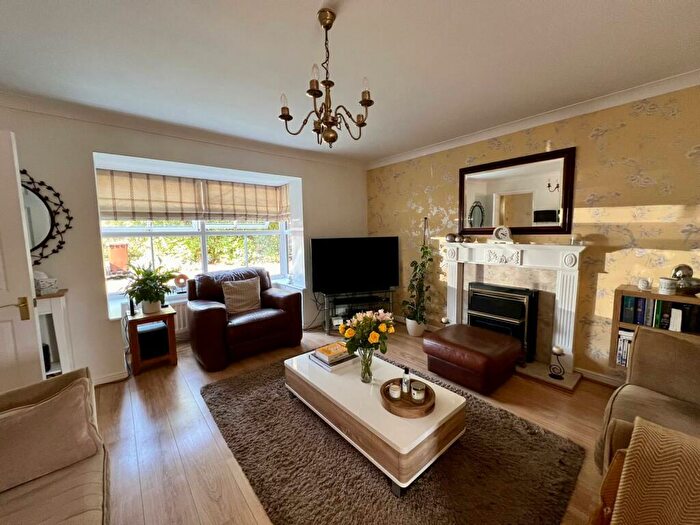 4 Bedroom Detached House To Rent In Thornton Drive, Colchester, CO4