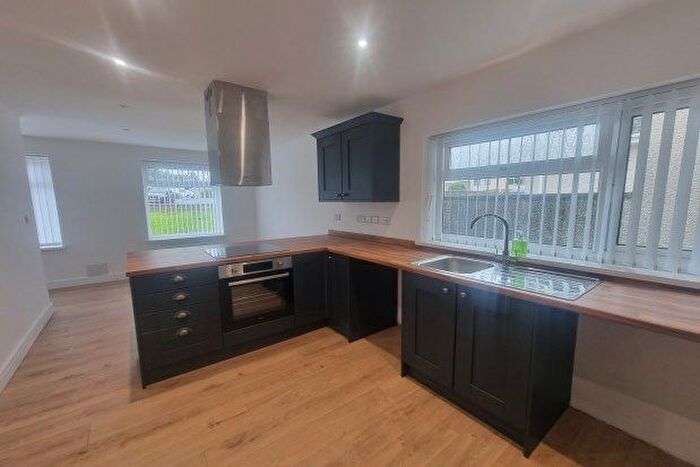 3 Bedroom Property To Rent In Glasfryn Road, Abertawe, SA4