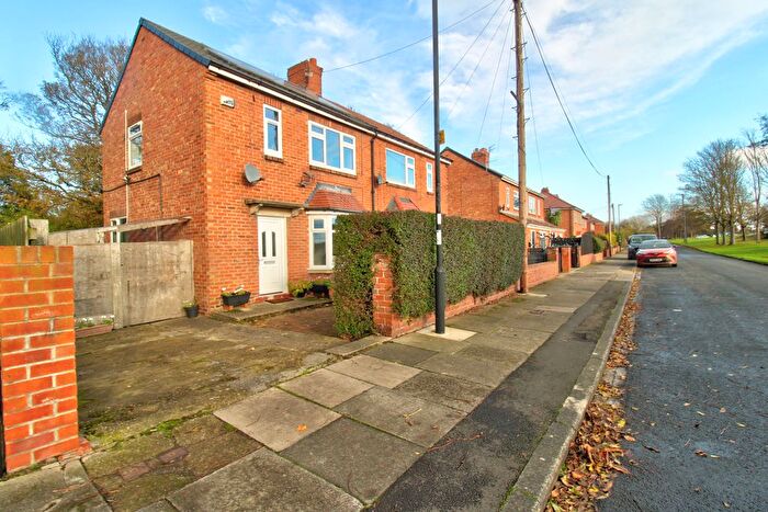 2 Bedroom Semi Detached House For Sale In Love Avenue, Cramlington, NE23