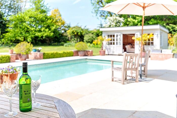 4 Bedroom Detached House For Sale In Abingdon Road, Dorchester-on-Thames, Wallingford, Oxfordshire, OX10