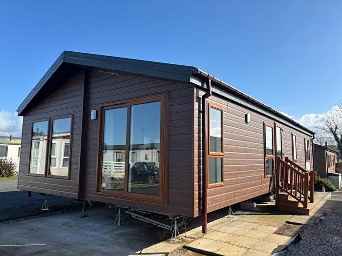 2 Bedroom Park Home For Sale In Smithy Leisure Park, PR3