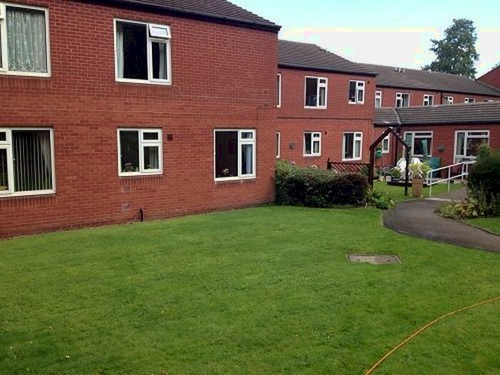Studio To Rent In Loxley Court, Limbrick Close, Sheffield, S6