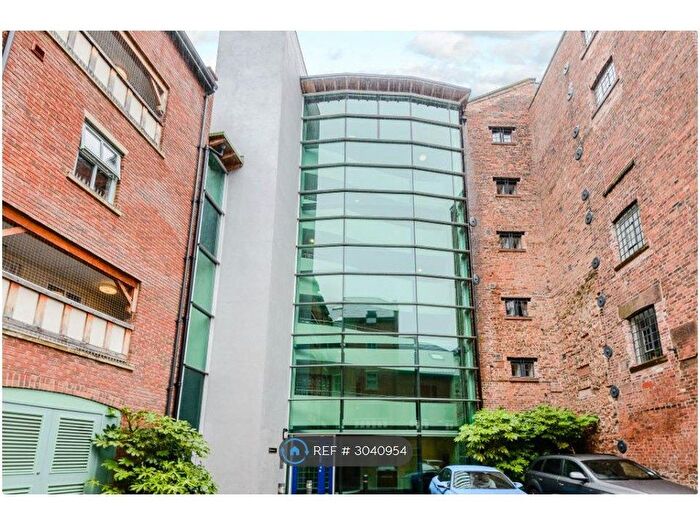 3 Bedroom Flat To Rent In Granary Wharf, Chester, CH3