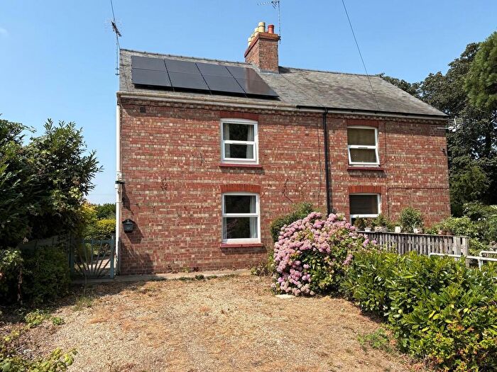3 Bedroom Semi-Detached House For Sale In Hallgate, Weston, PE12