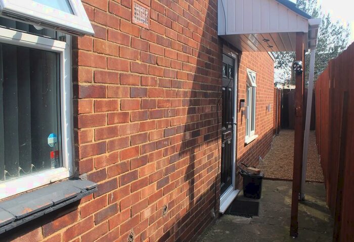 3 Bedroom Maisonette To Rent In Field End Road, Ruislip, HA4