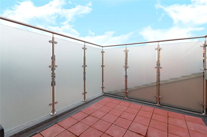 4 Bedroom Flat To Rent In Selkirk Road, London, SW17