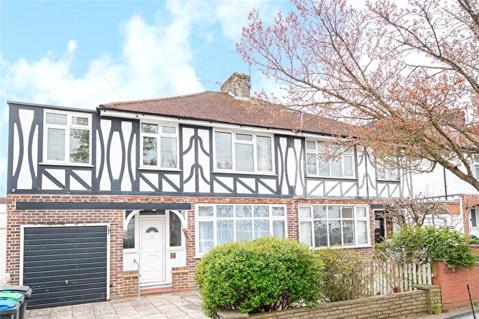 4 Bedroom Semi-Detached House For Sale In Brockenhurst Avenue, Old Malden, Worcester Park, KT4