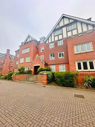 2 Bedroom Flat To Rent In Warwick Road, Coventry, CV3