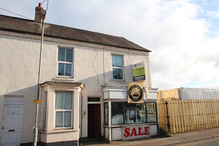 2 Bedroom Semi Detached House For Sale In Simpson Road, Fenny Stratford, Bletchley, MK2