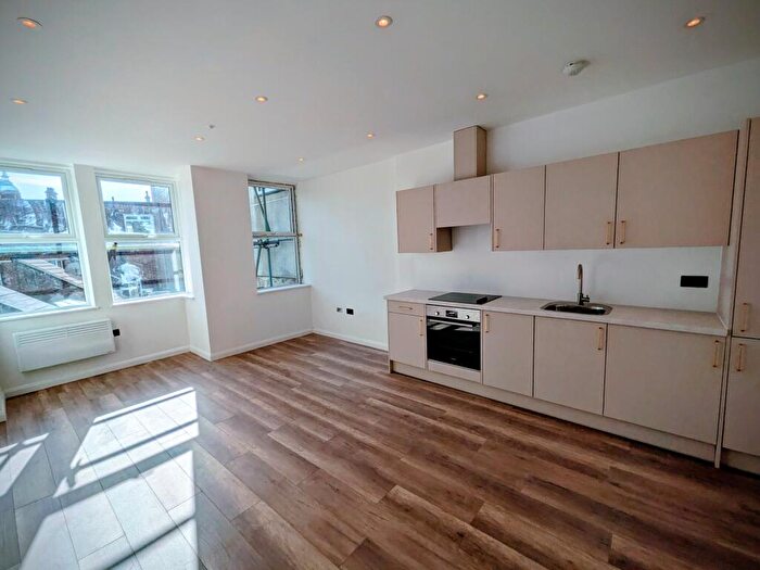 2 Bedroom Apartment To Rent In London Road, Redhill, Redhill, RH1