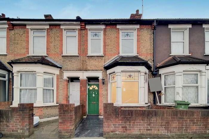 2 Bedroom Terraced House To Rent In Eastbury Avenue, Barking, IG11