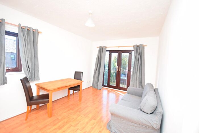 1 Bedroom Property To Rent In Fewster Way, York, YO10