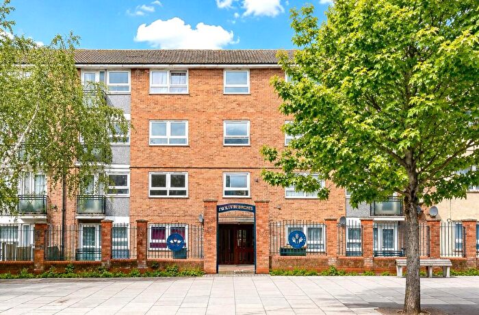 1 Bedroom Flat For Sale In The Birches, Station Road, London, E12