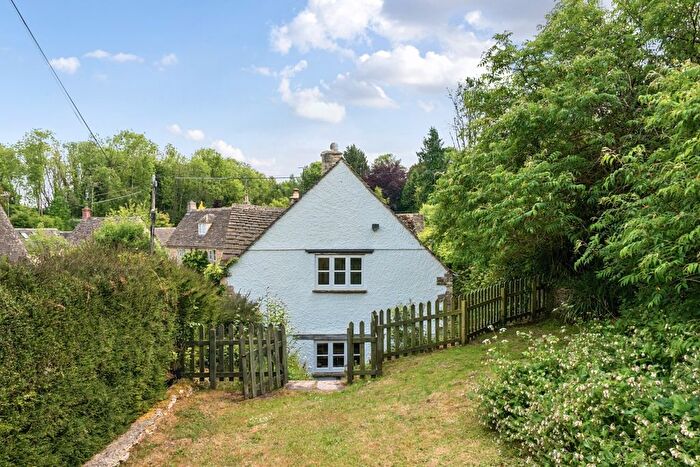 3 Bedroom Cottage To Rent In Queen Street, Chedworth, Cheltenham, GL54