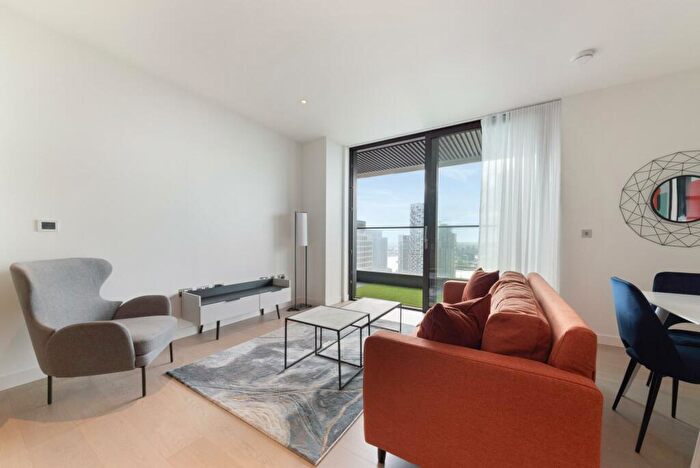 1 Bedroom Apartment To Rent In Bagshaw Building, Wardian, Canary Wharf, London, E14