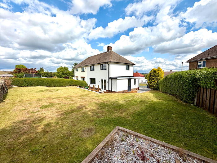 3 Bedroom Semi-Detached House For Sale In Westfield Avenue, Thurlstone, Sheffield, S36