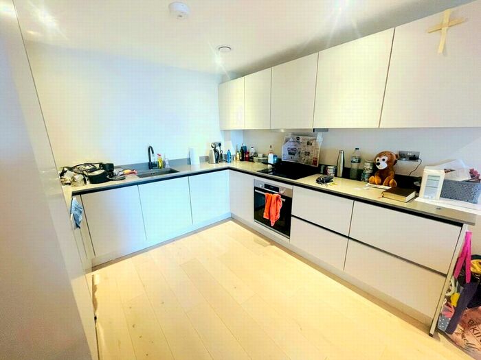 1 Bedroom Flat To Rent In Homestead Heights, Tottenham Lane, Crouch End, N8