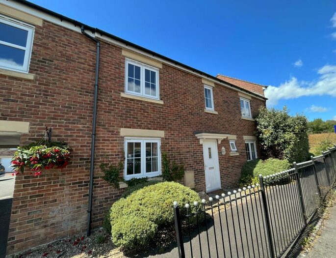 3 Bedroom House To Rent In Silure View, Usk, NP15