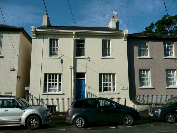 1 Bedroom Flat To Rent In Welsh Street, Chepstow, NP16