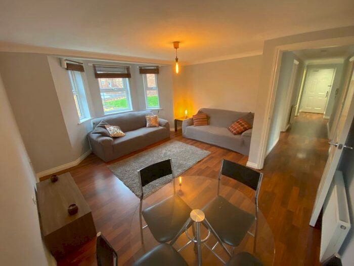 3 Bedroom Flat To Rent In St Michael's Court, Gray Road, Ashbrooke, Sunderland, SR2