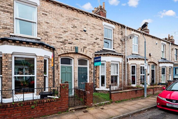 3 Bedroom Terraced House For Sale In Nunmill Street, York, YO23