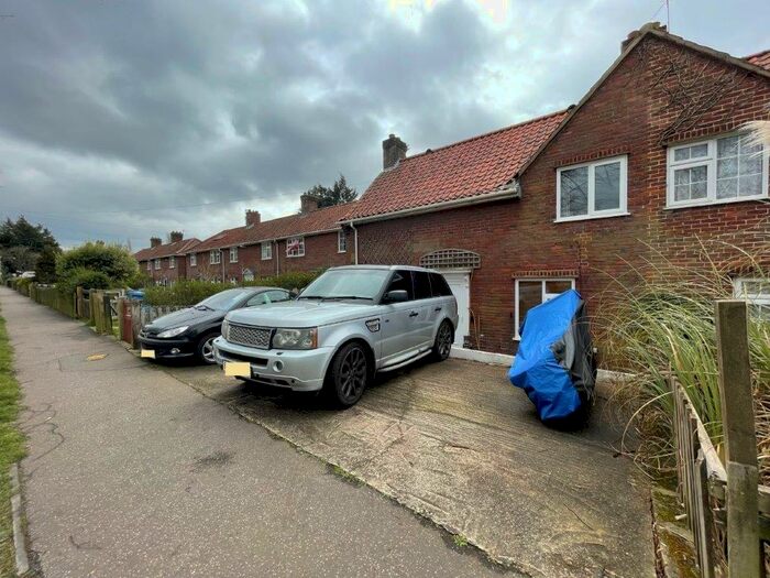 Semi-Detached House To Rent In Drayton Road, Norwich, NR3