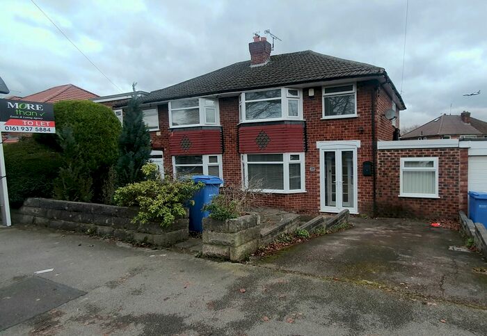 3 Bedroom Semi-Detached House To Rent In Westwood Road, Cheadle, SK8