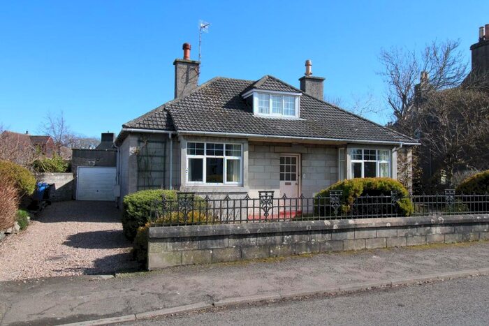 3 Bedroom Detached House For Sale In Kenneth Street, Wick, KW1
